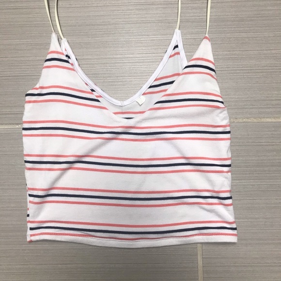 PacSun Tops - Super soft relaxed pacsun crop